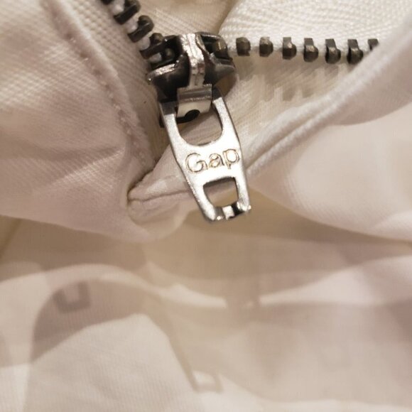 GAP Boyfriend Roll-Up Ladies shorts off-white cream Beige Size 0 - Picture 3 of 9